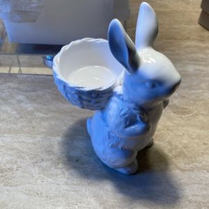 Eleven bunny rabbit egg holders